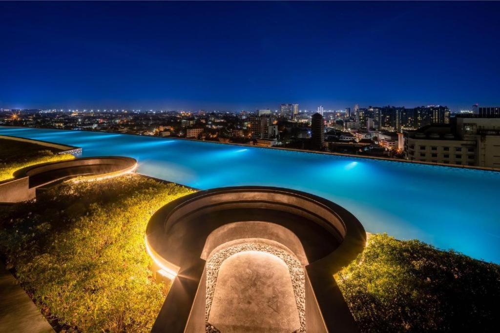 The Astra Sky River Chiangmai_Sky Pool_Old City Apartman Csiangmaj Kültér fotó